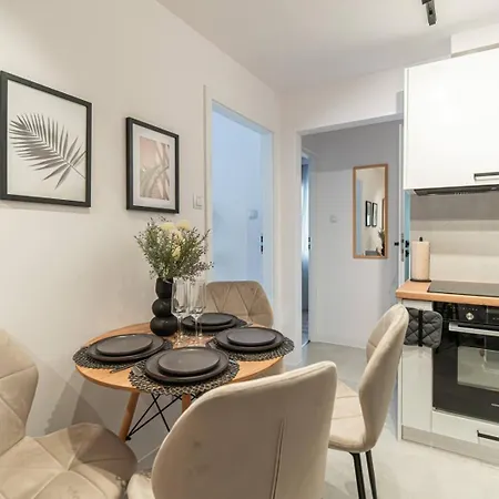 Apartly - &a Διαμέρισμα Στσέτσιν