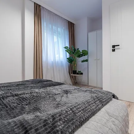 Apartly - &a Apartmán *